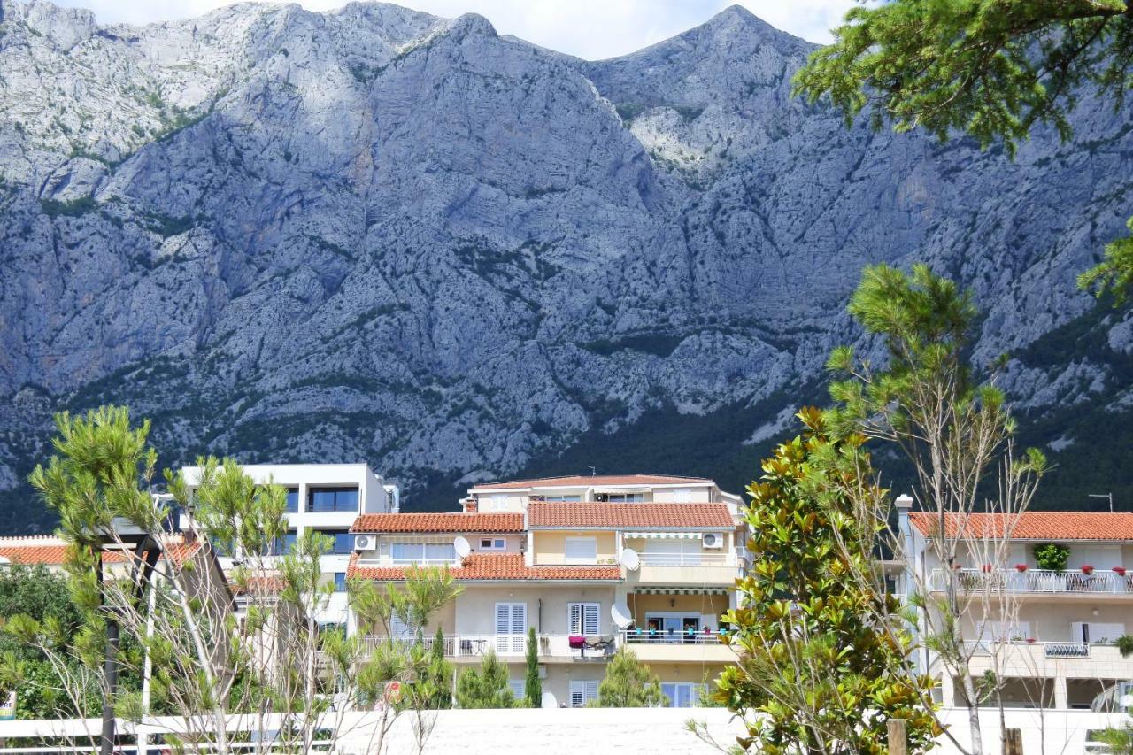 Spacious Family Apartment Near The Beach Makarska Eksteriør billede